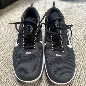 Men’s Black Basketball Athletic Nike Shoes